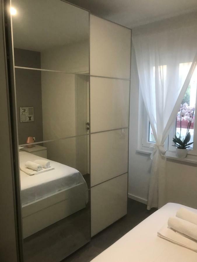 Apartments Holiday 바스카보다 외부 사진
