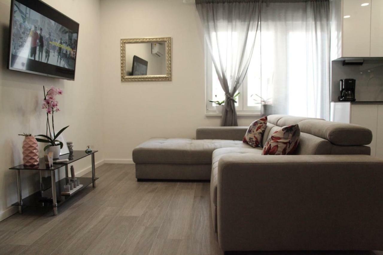 Apartments Holiday 바스카보다 외부 사진